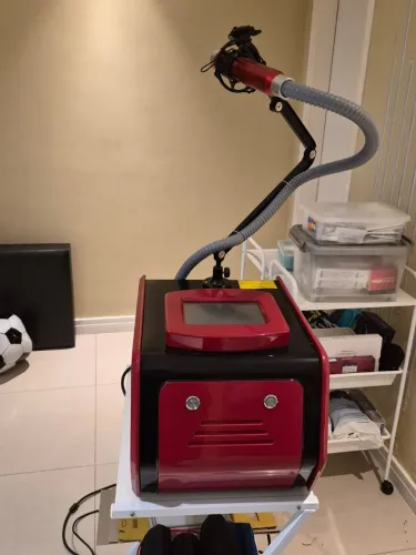 Laser de picosegundo ND YAG para estética