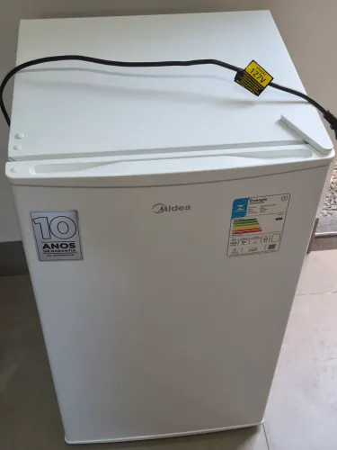 Frigobar Midea 93L Branco