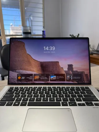 ASUS ZenBook UX433FA - Ultra-fino, Potente e Revisado