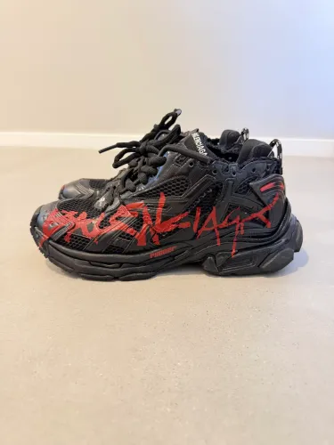 Balenciaga Runner
