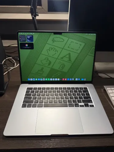 MacBook Air M4 15 Polegadas 16GB/256 Bateria 100%