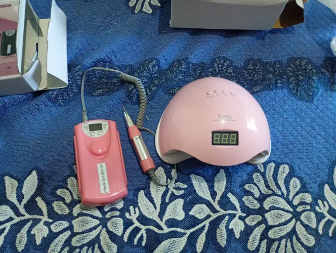 Vendo um motorzinho com a cabine nunca foi usado novo na caixa