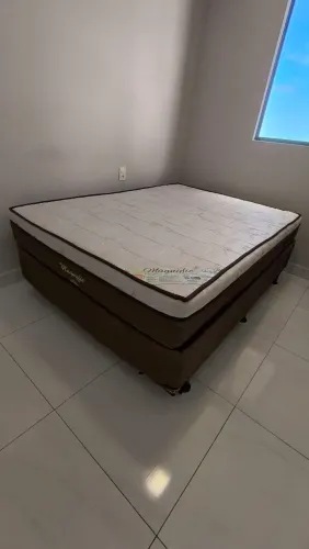 Cama casal Ortobom Magnyfic com molas ensacadas