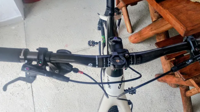 Guidão mtb carbono 