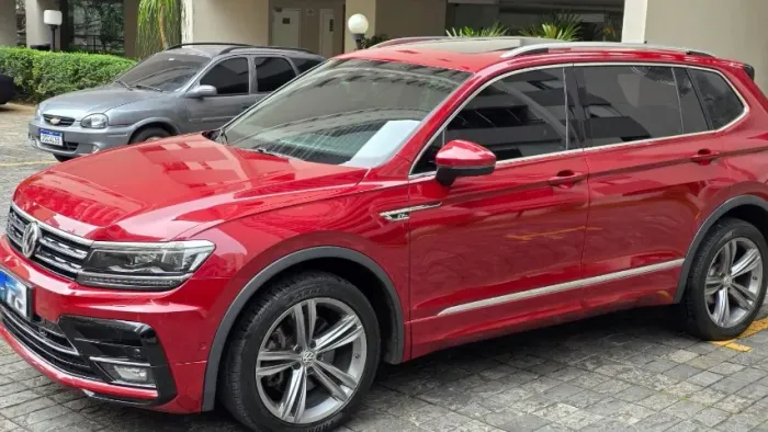 Volkswagen Tiguan Allspac R-line 350 TSI 2.0 4X4 2018
