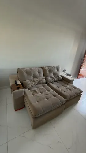 Sofá retrátil reclinável