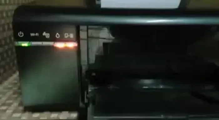 Impressora Epson L805 Fotográfica NÃO FUNCIONA - Só as Luzes Piscam