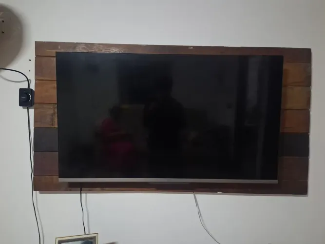 TV para retirar peça