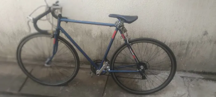 Bicicleta estilo speed