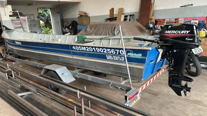 Conjunto barco motor carreta tudo documentado ano 2019 com muito pouco uso