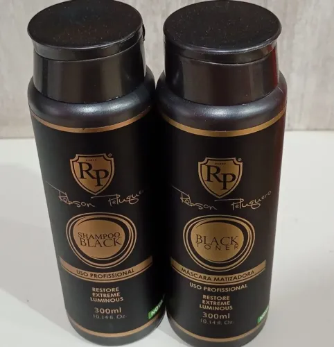 Máscara é Shampoo Black .