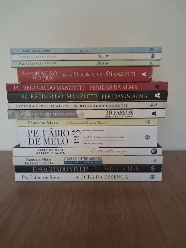 Coleção 15 Livros Padres Marcelo Rossi/Reginaldo Manzotti e Fábio de Melo