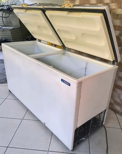 Freezer Metalfrio DA550 546L Dupla Tampa Comercial 220V Grande Capacidade pode retirar no 