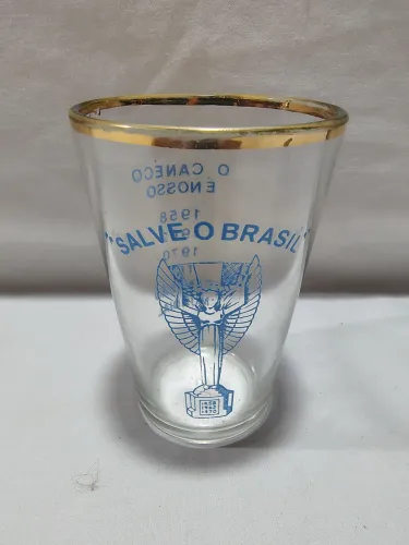 Copo Comemorativo Brasil Tri Campeão Mundial Futebol 