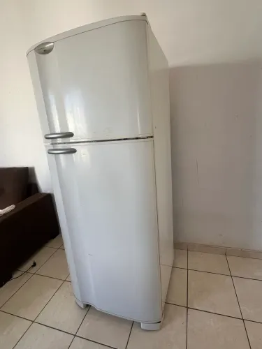 Geladeira Electrolux Grande 