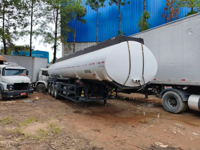Carreta tanque 35 mil litros 