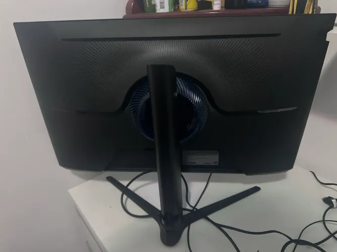 Monitor Gamer Samsung Odyssey G3 27" 180Hz 1ms - Estado de Novo