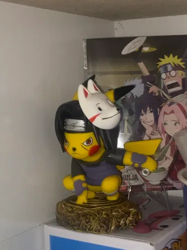 Itachi versão Pikachu