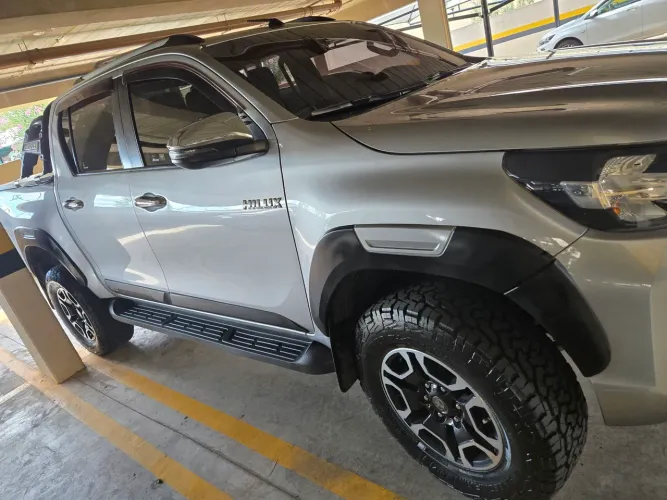 Toyota Hilux CD SR 4X4 2.8 TDI Diesel Aut. 2021