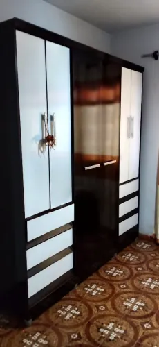 Guarda roupa 6 portas