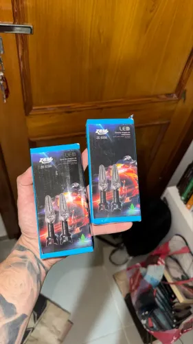 4 piscas de led FZ 25