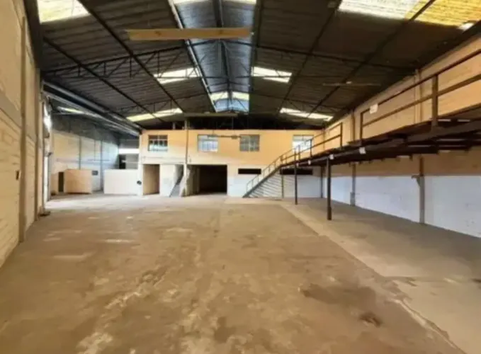 GALPÃO COMERCIAL LOCAÇÃO BAIRRO BETÂNIA |