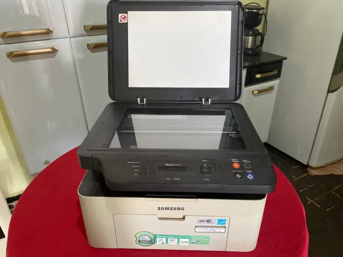 Impressora Samsung Xpress M2070W