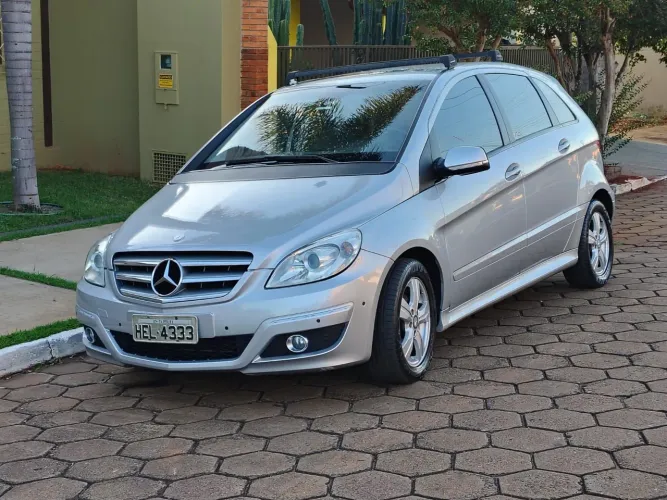Mercedes-Benz Classe B 180 1.7 116cv Aut. 2010