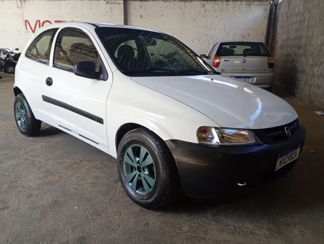 Chevrolet Celta 1.0/super/n.piq.1.0 MPFI VHC 8V 3P 2002
