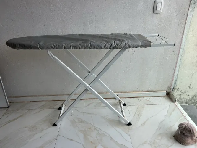 Tábua De Passar Roupa Mesa Açomix Reforçada Altura Ajustável Prateado