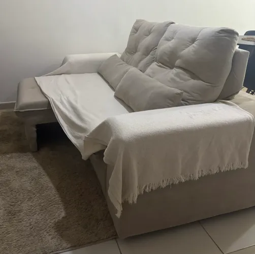 Sofá retrátil bege | 2 lugares