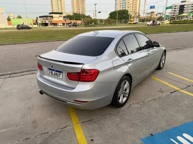 BMW 320I A Modern/sport TB 2.0/a.flex 16V 4P 2013