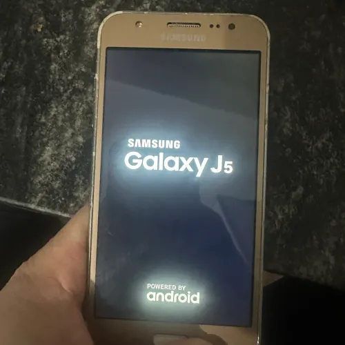 Galaxy J5 funcionando sem bateria
