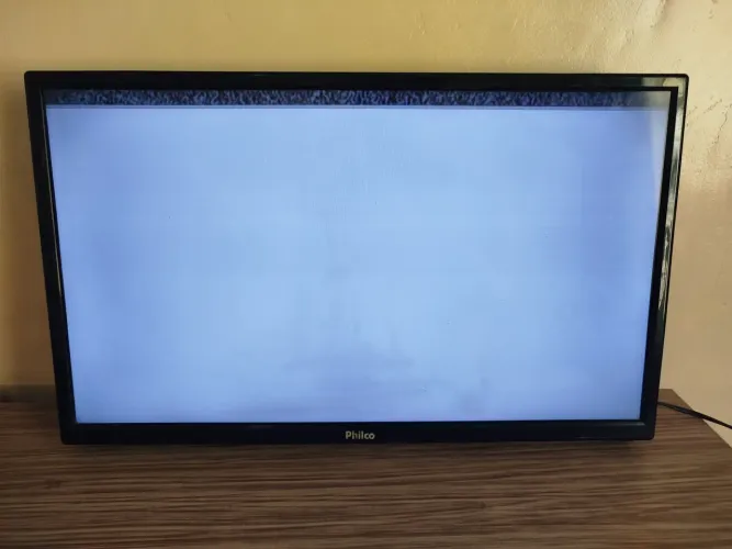 TV Philco 24 Polegadas LED - Defeito