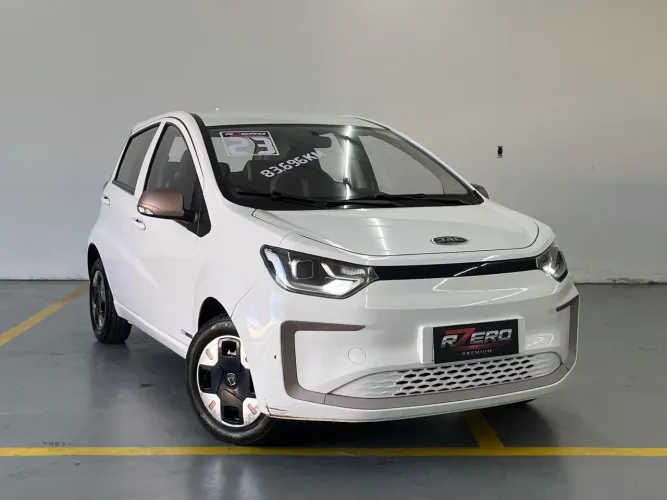 JAC E-JS1 62cv 5P Aut. (elétrico) 2023