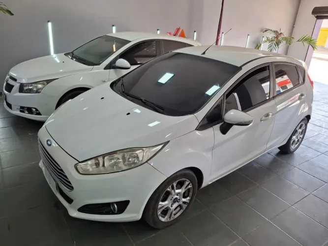 Ford Fiesta 1.6 16V Flex Mec. 5P 2014