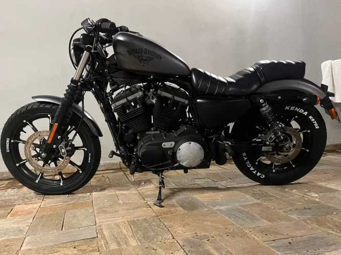 Harley-Davidson Sportster Iron 883 - Pronta para Rodar! ?