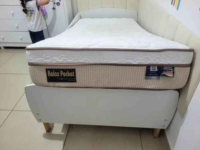 Cama de solteiro + colchão ecopremium