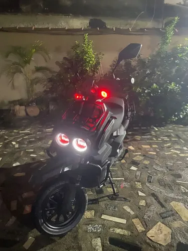 Bicicleta elétrica TANK 11