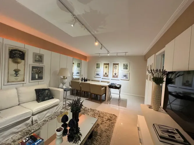 Apartamento com 2 dormitórios à venda, 112 m² por R$ 2.580.000 - Centro - Florianópolis/SC