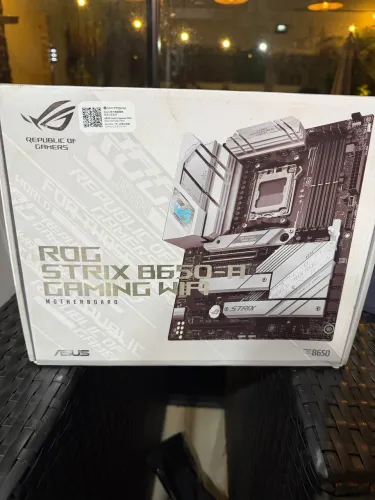 Placa mae b650 rog strix