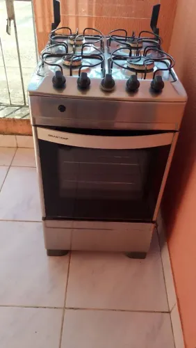 Fogão INOX 4 bocas vendo.