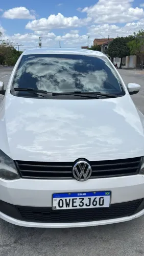 Volkswagen Fox 1.0 MI Total Flex 8V 5P 2014