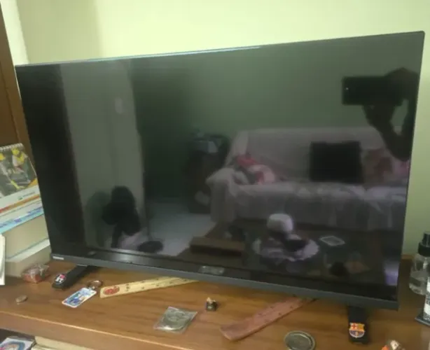 TV 32' SMART TOSHIBA - Nova (7 meses uso)!!! 