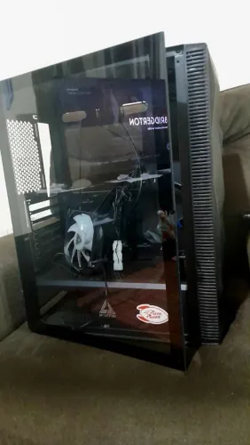 Gabinete Montech X3 Mesh com 4 coolers midtower