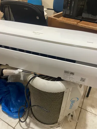 Vendo ar condicionado Inverte 12.000 BTUs