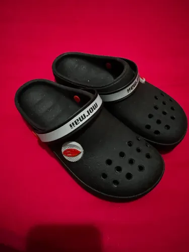 Sandália CROCS 