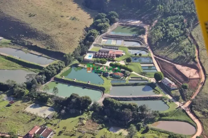 Fazenda de piscicultura, pousada rural e pesca esportiva para venda em Barão de Ibitinga: 