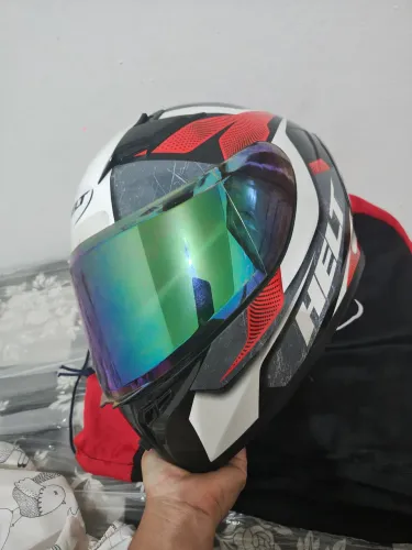 Capacete helt