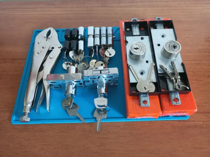 Kit de Fechaduras por 120,00